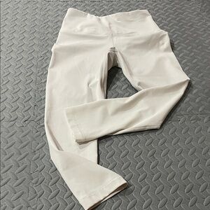 White High-Waisted Capri